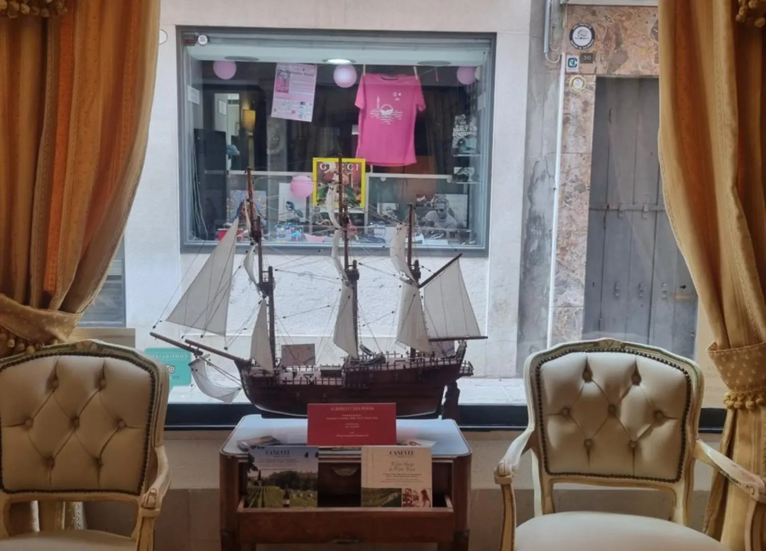 Albergo Casa Peron Venice 0*,  Italy