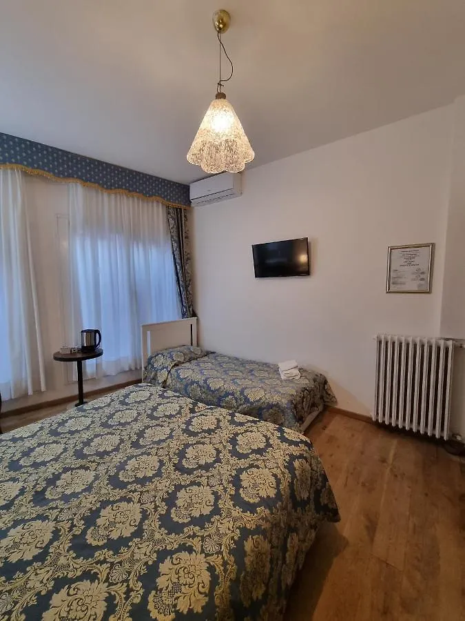 Hotel Albergo Casa Peron Venedig